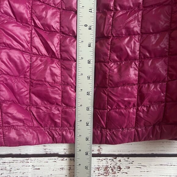The North Face Women's Pink Thermoball Insulated L Puffer Jacket Lightweight - Picture 8 of 9